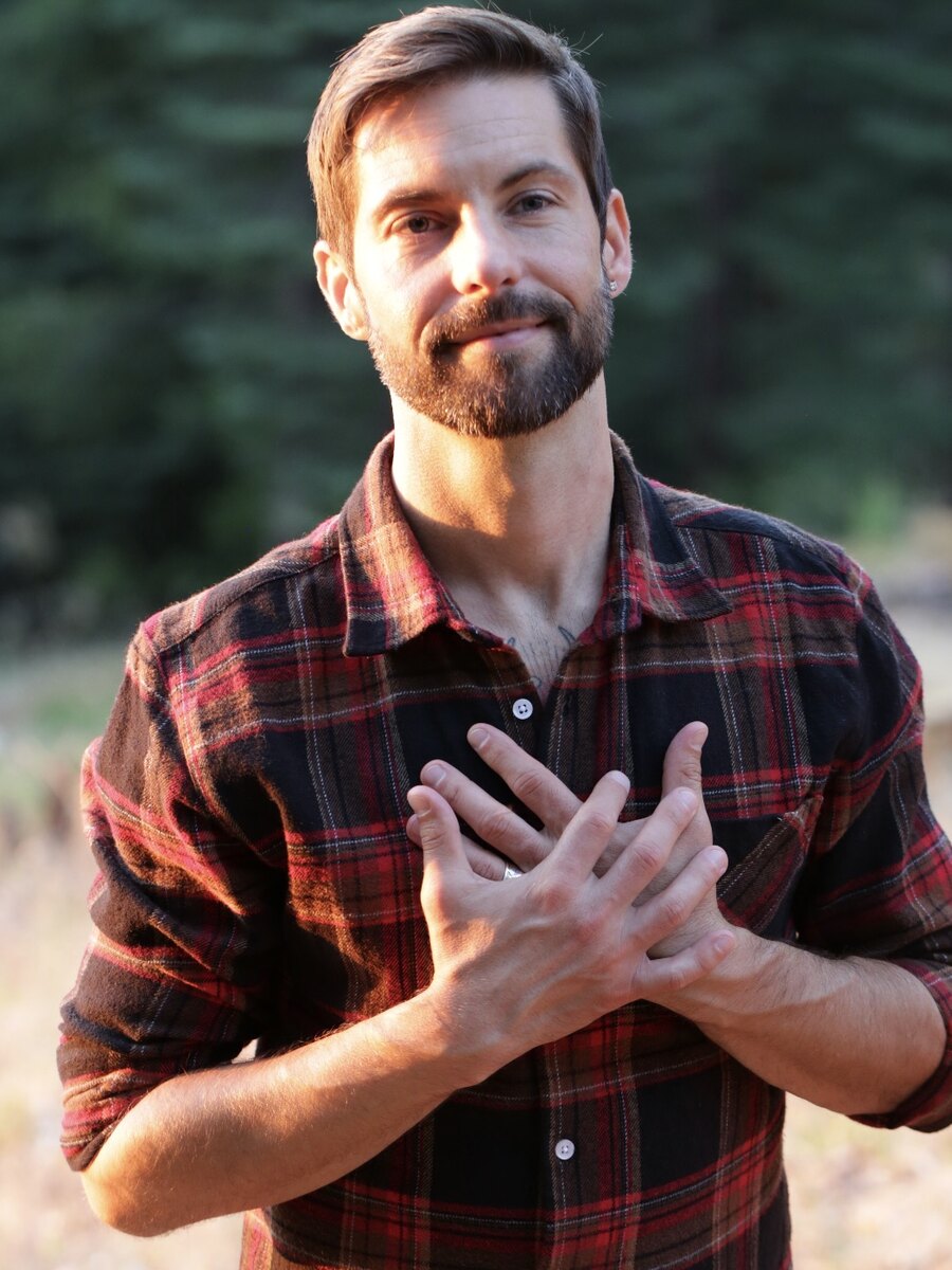 Finn Deerhart, AASECT Certified Sexuality Counselor and lead facilitator.